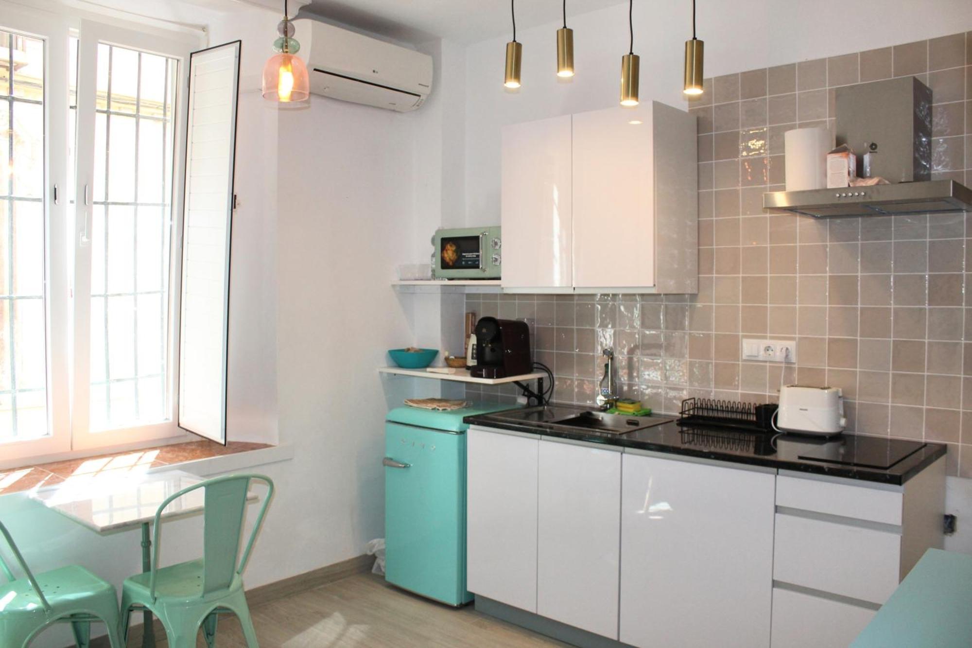 iYOURBASICS Lovely Studio Hinestrosa 23 FREE WIFI&AC Málaga Exterior foto